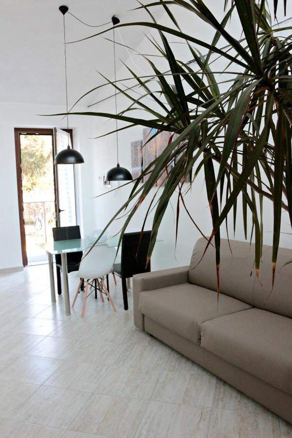 Paradeisos Residence Sas Somma Lombardo Luaran gambar