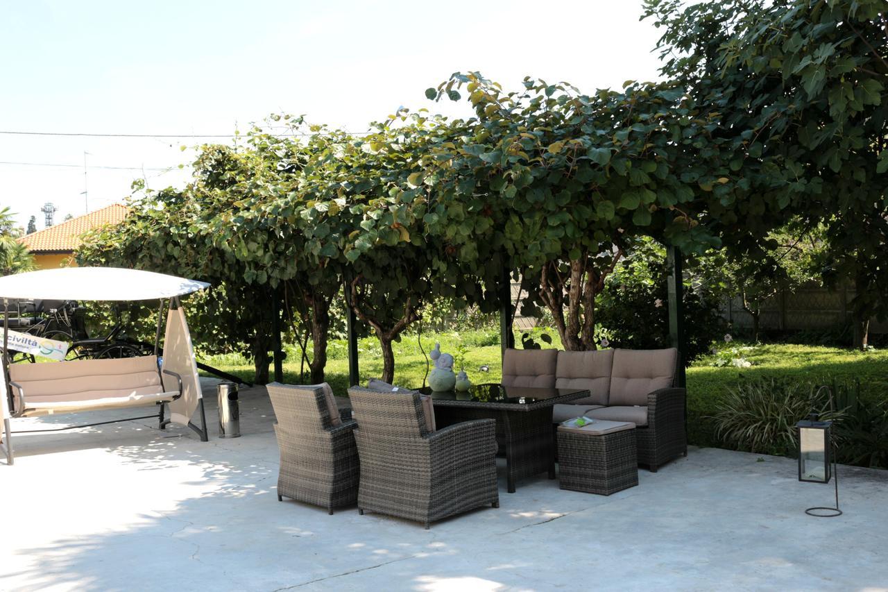 Paradeisos Residence Sas Somma Lombardo Luaran gambar