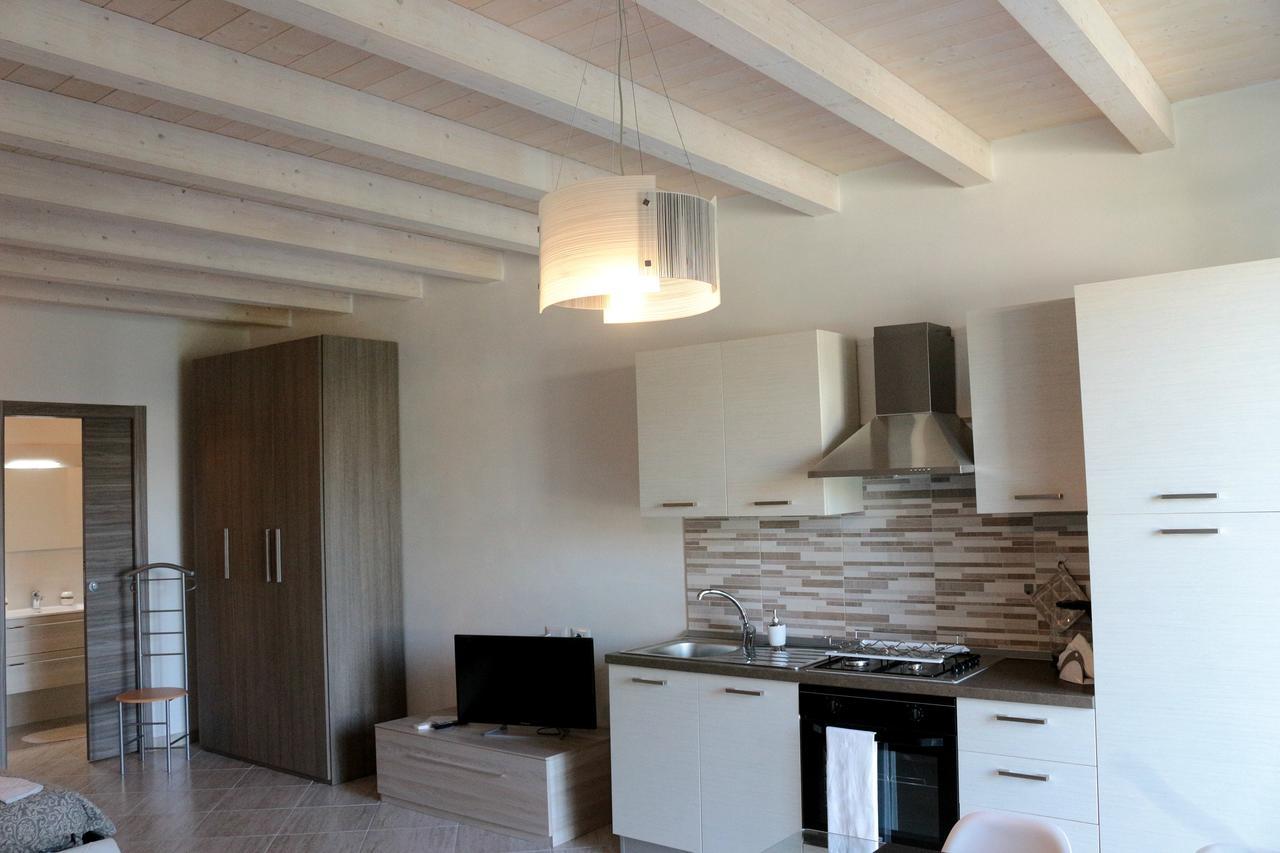 Paradeisos Residence Sas Somma Lombardo Luaran gambar